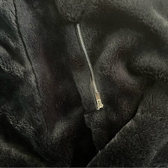 Vest Faux Fur Jacket - Picture 3 of 4